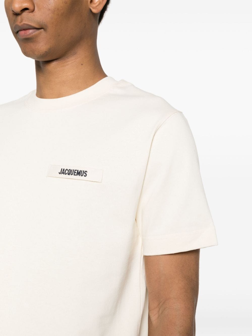 Jacquemus le t - shirt beige à patch logo Gros Grain - Lothaire