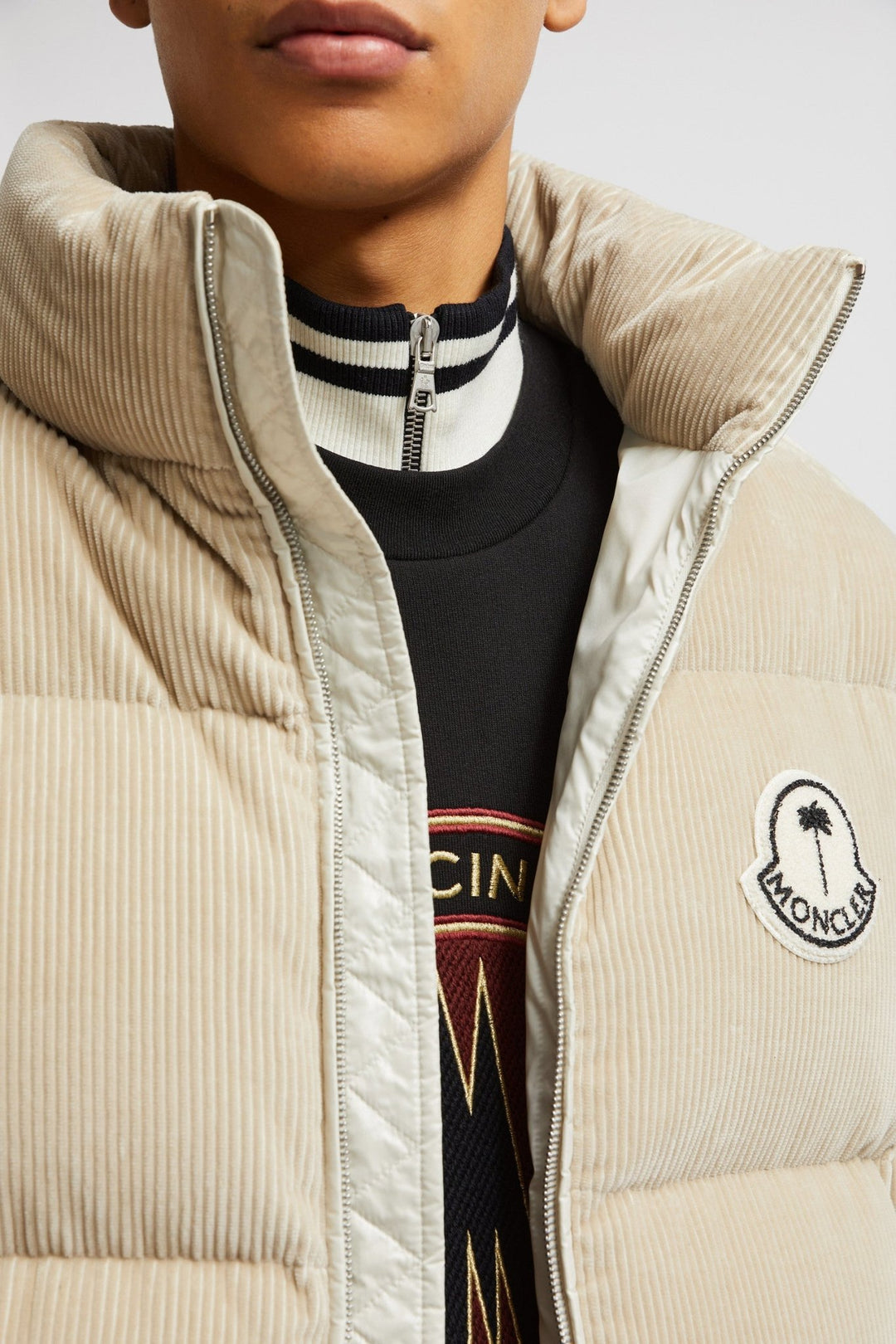 MONCLER - DOUDOUNE COURTE EN VELOURS CÔTELÉ ABROLHOS MONCLER X PALM ANGELS Beige - Lothaire