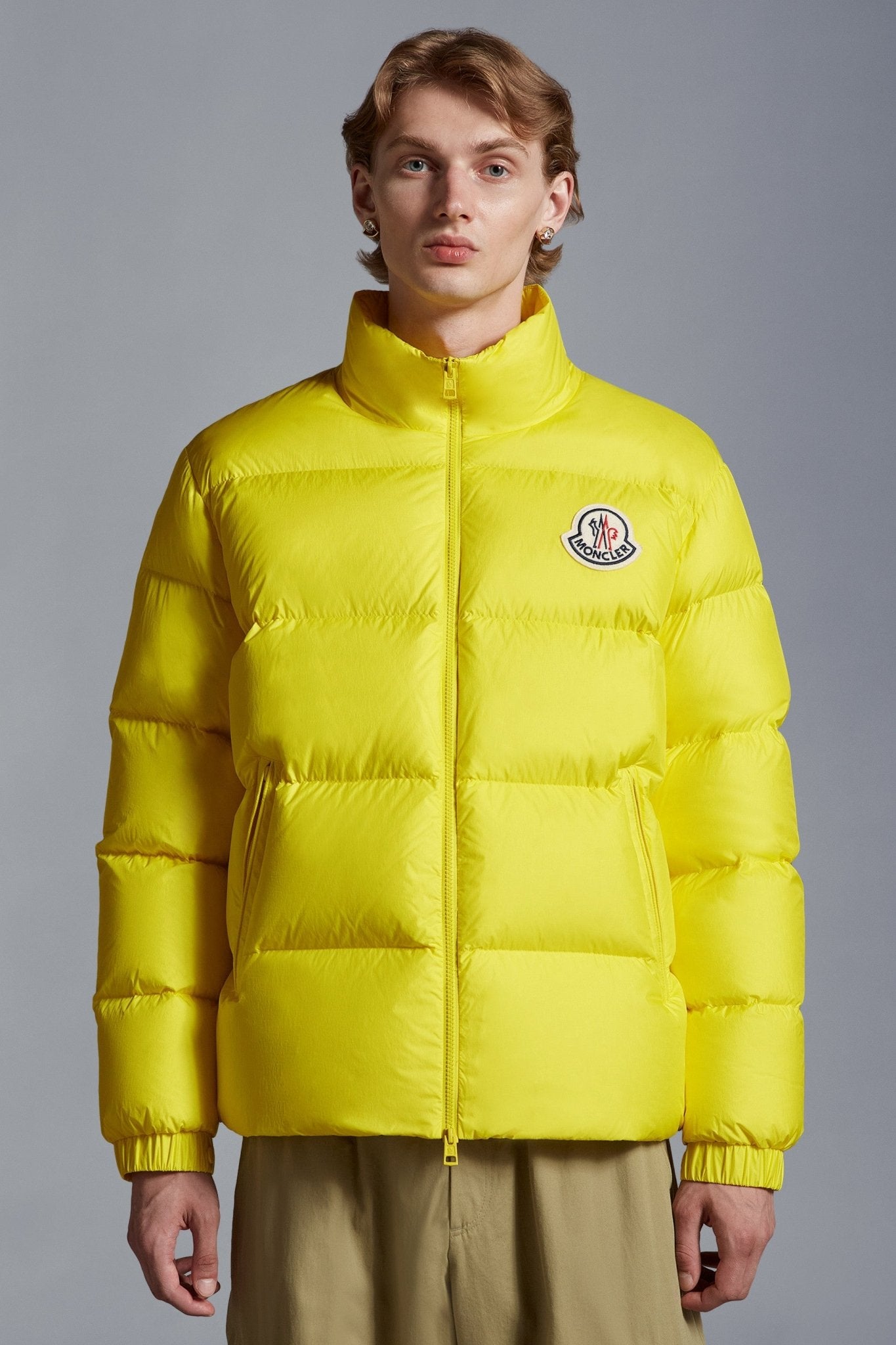 Moncler jaune sale